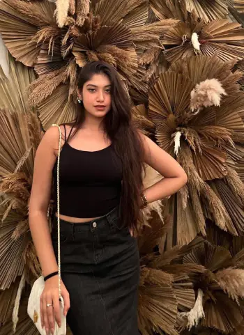 Neha - 25 years, Glamorous Fashion, Actress, 35-25-37